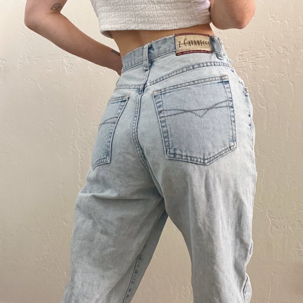 Vintage Distressed Light Wash High Waist Straight Leg Mom Jeans